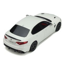 Alfa Romeo Giulia Quadrifoglio 2019 (White), OttO mobile 1/18 scale