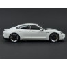 Porsche Taycan Turbo S 2020 (White) model 1:24 Bburago BB-24-18-21098W