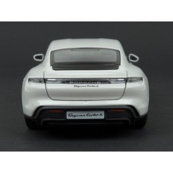 Porsche Taycan Turbo S 2020 (White) model 1:24 Bburago BB-24-18-21098W