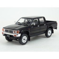 Toyota Hilux SR5 2,4TD 1997 (Black) model 1:43 First 43 Models F43-132