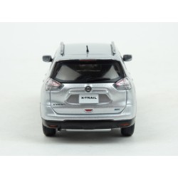 Nissan X-Trail (T32) 2014 (Silver)
