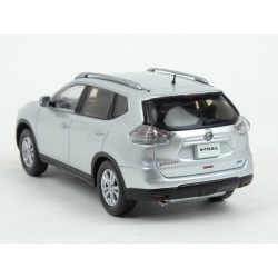 Nissan X-Trail (T32) 2014 (Silver)