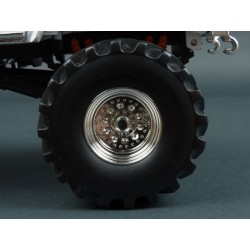 Ford F-250 Monster Truck with 48 Inch Tires 1979 (White) model 1:18 GreenLight GL13556