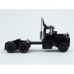 Mack R-series 1966, IXO Models 1/43 scale