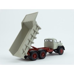 Magirus Deutz Jupiter 6x6 Dumper 1963 model 1:43 IXO Models TRUD001