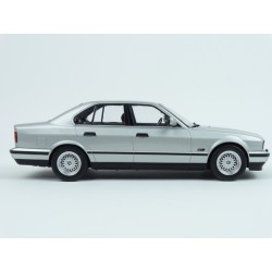 BMW (E34) 535i 1992 (Silver Met.), MCG (Model Car Group) 1/18 scale