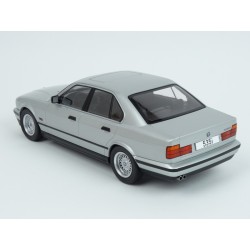BMW (E34) 535i 1992 (Silver Met.), MCG (Model Car Group) 1/18 scale