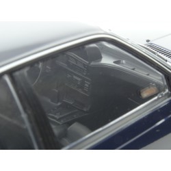 BMW (E24) 635 CSi 1982 (Blue Met.), Minichamps 1/18 scale