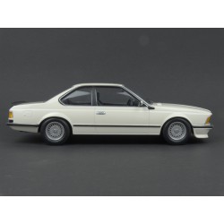 BMW (E24) 635 CSi 1982 (White) model 1:18 Minichamps MI-155028102