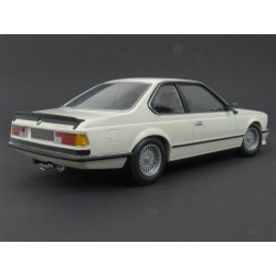 BMW (E24) 635 CSi 1982 (White) model 1:18 Minichamps MI-155028102