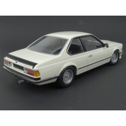 BMW (E24) 635 CSi 1982 (White) model 1:18 Minichamps MI-155028102