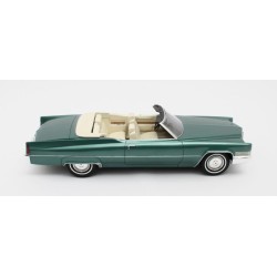 Cadillac De Ville Convertible 1970 (Green Met.), Cult Scale Models 1/18 scale