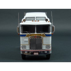 Kenworth K100 Areodyne 1976 (White) model 1:43 IXO Models TR096