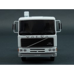 Volvo F10 Polar Express 1983 model 1:43 IXO Models TR099