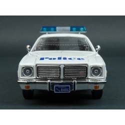Dodge Coronet Boston Police Department 1976 model 1:24 GreenLight GL85521