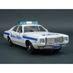 Dodge Coronet Boston Police Department 1976 model 1:24 GreenLight GL85521