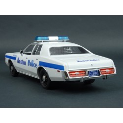 Dodge Coronet Boston Police Department 1976 model 1:24 GreenLight GL85521