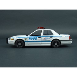 Ford Crown Victoria Police Interceptor NYPD (New York Police Department) 2011 model 1:24 GreenLight GL85513