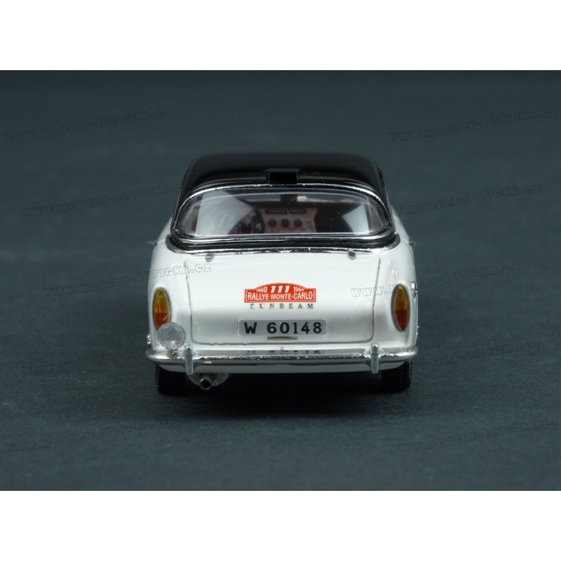 Spark 1:43 Triumph TR3 A Year 1957 green S0517 model car S0517