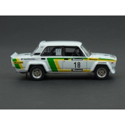 Lada 2105 VFTS Nr.18 Barum Tríbeč Rallye 1986 model 1:43 IXO Models RAC379A