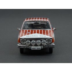 Volvo 142 Nr.29 Rally 1000 Lakes 1973 (2nd Place) model 1:43 IXO Models RAC343LQ