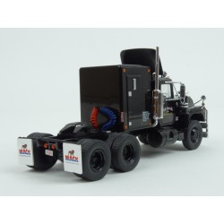 Mack RS700 Rubber Duck 1966 (Convoy 1978) model 1:43 IXO Models TR100
