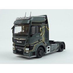 MAN TGX XXL EvoLion 510 2019 model 1:43 IXO Models TR113