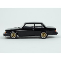 Volvo 242 Customs 1980 (Black) model 1:43 IXO Models MOC311