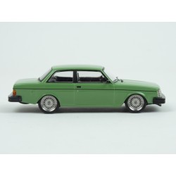 Volvo 242 Customs 1980 (Green) model 1:43 IXO Models MOC312