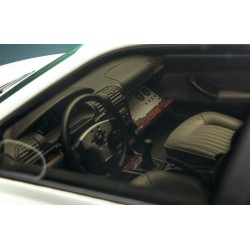 Peugeot 406 Taxi 1998 model 1:12 OttO mobile G068
