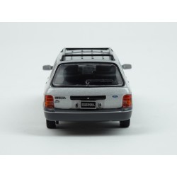 Ford Sierra Ghia Estate (Rural) 1988 (Silver Met.) model 1:43 IXO Models CLC391N
