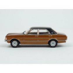 Ford Taunus GLX 1983 (Brown Met.) model 1:43 IXO Models CLC392N
