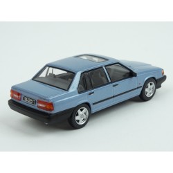 Volvo 940 Turbo 1990 model 1:43 IXO Models CLC411N