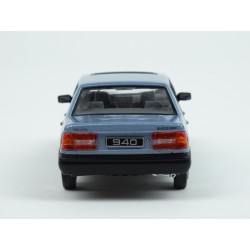 Volvo 940 Turbo 1990 model 1:43 IXO Models CLC411N