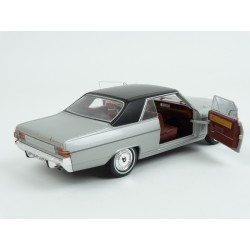 Opel Diplomat A V8 Coupé 1965 model 1:24 WhiteBox WB124082-O