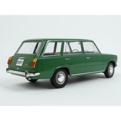 Seat 124 Familiar 1968 (Green), Triple9 1/18 scale