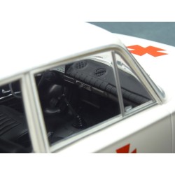 Seat 124 Familiar Ambulance 1968, Triple9 1/18 scale