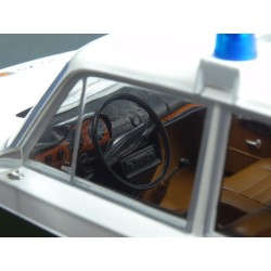 Lada 1500 (VAZ 2103) Volkspolizei 1975, Triple9 1/18 scale