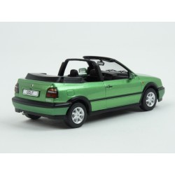 Volkswagen Golf III Cabriolet 1995 model 1:43 IXO Models CLC427N
