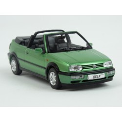 Volkswagen Golf III Cabriolet 1995 model 1:43 IXO Models CLC427N