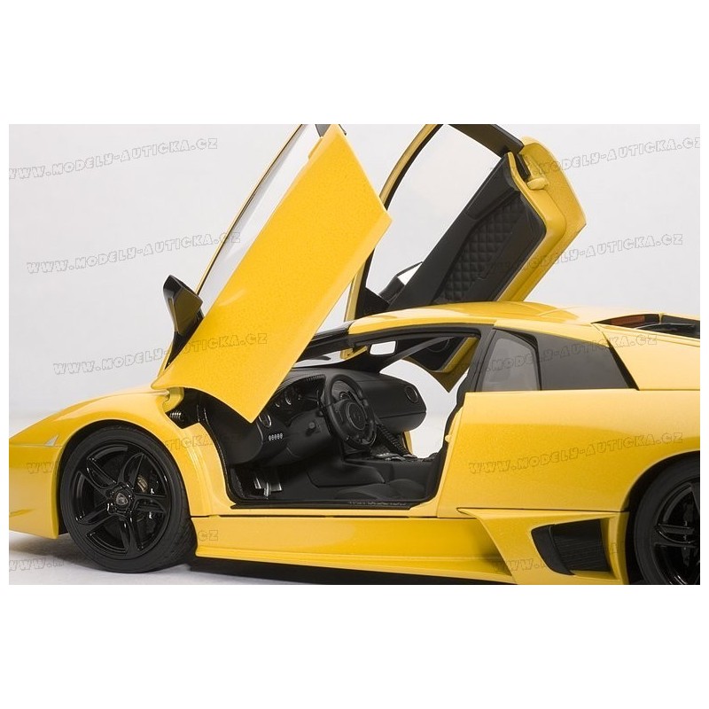 1/12 AUTOart Lamborghini Murcielago Noire - Édition Limitée - Modèle DK643
