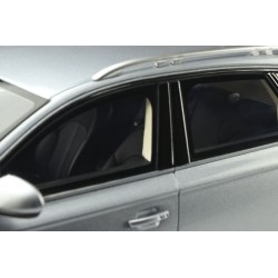 Audi A6 (C7) Allroad 2019 model 1:18 GT Spirit GT354