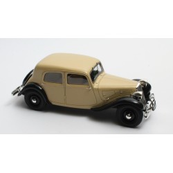 Citroen Traction Avant 7CV 1934, Cult Scale Models 1/18 scale