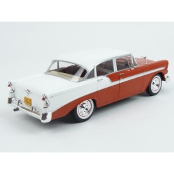 Chevrolet Bell Air 4-Door Sedan 1956 model 1:24 WhiteBox WB124121