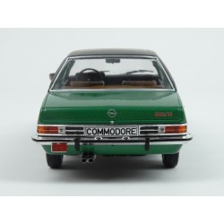 Opel Commodore B GS/E 1972 model 1:24 WhiteBox WB124124-O