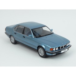 BMW (E32) 730i 1992 (Blue Met.) model 1:18 MCG (Model Car Group) MCG18160