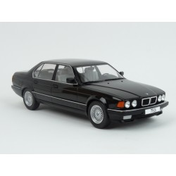 BMW (E32) 750i 1992 (Black Met.) model 1:18 MCG (Model Car Group) MCG18162