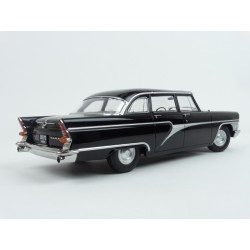 GAZ-13 Chaika 1959 (Black), Triple9 1/18 scale