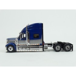 International Lonestar 2010 (Blue Met.) model 1:43 IXO Models TR118