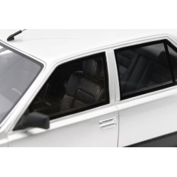 Renault 25 Phase 1 V6 Injection 1984 model 1:18 OttO mobile OT1070